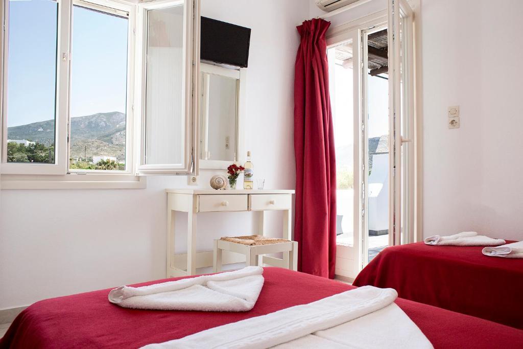 Marili Apartments Studios Parászporosz Szoba fotó