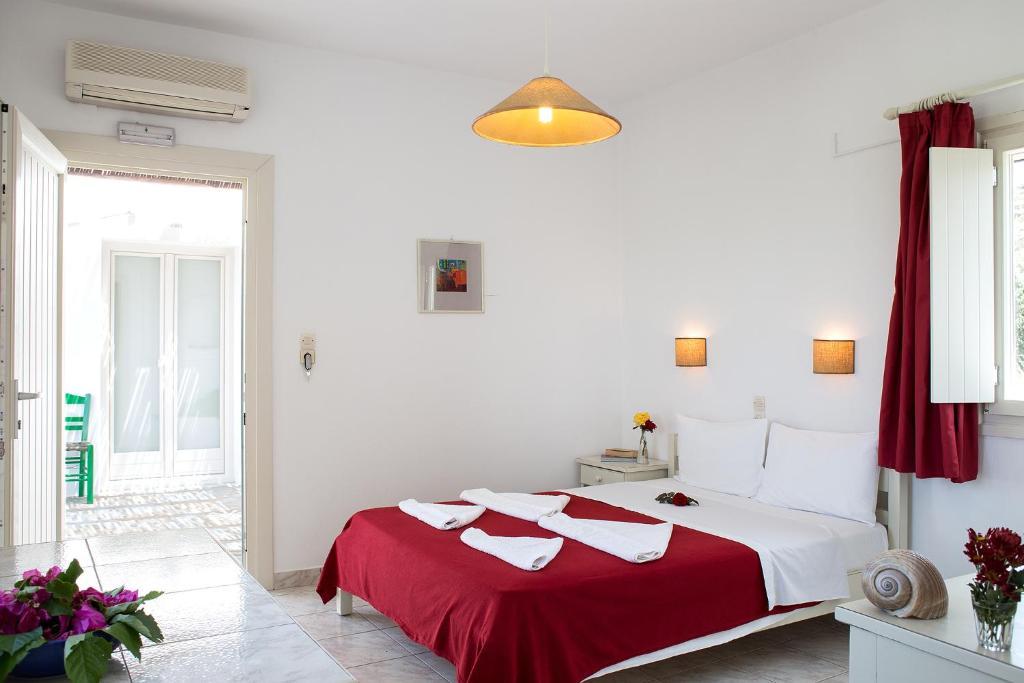 Marili Apartments Studios Parászporosz Szoba fotó